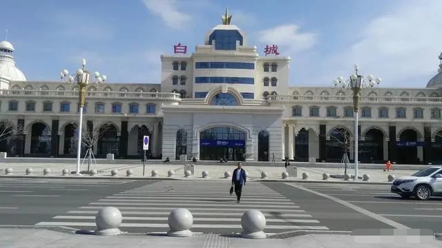 邯鄲到白城物流專(zhuān)線-邯鄲到白城物流公司-合理裝卸-平通物流